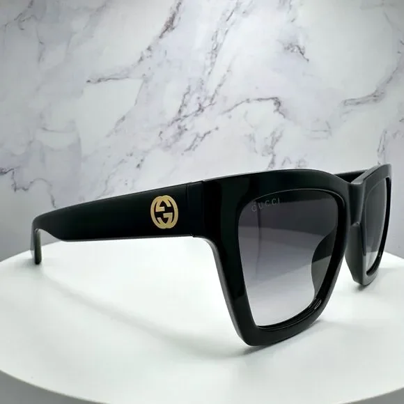 New GUCCI Sunglasses Black Gold Interlocking GG Logo 54-19-140 mm